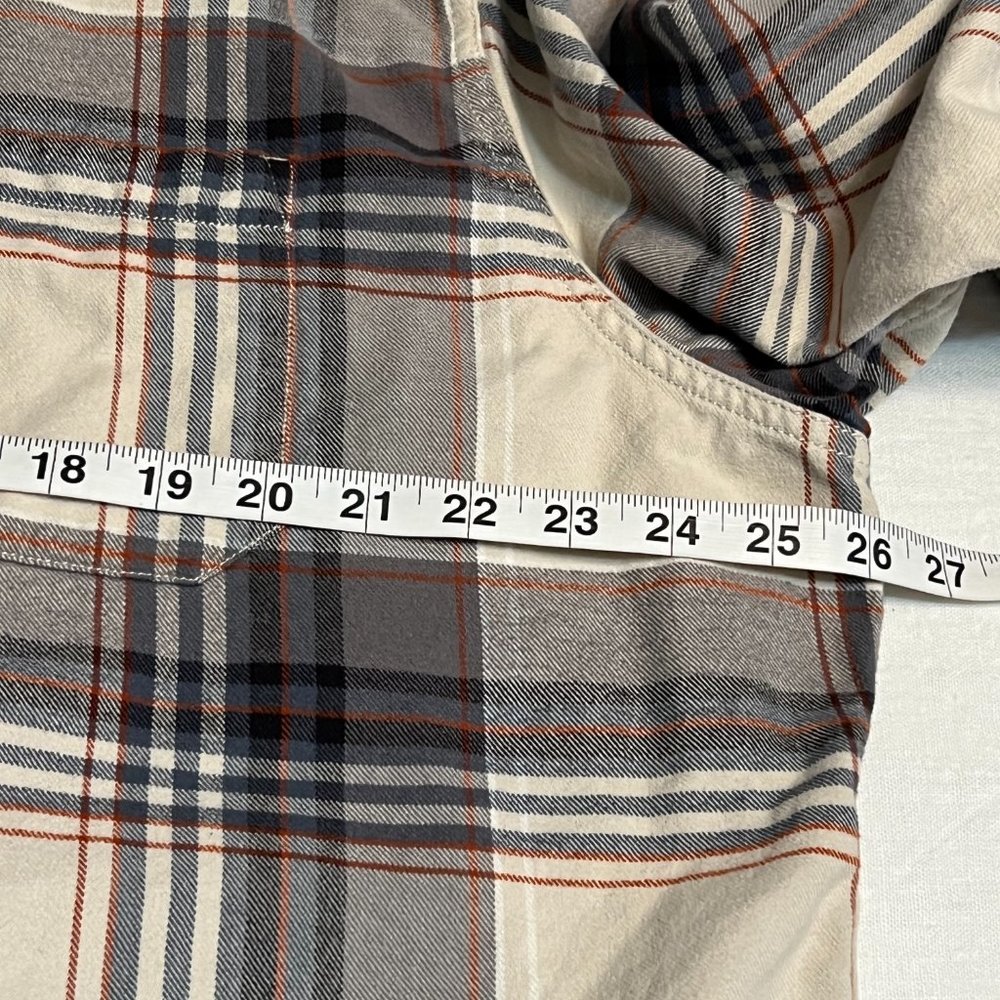 Eddie Bauer Men's Button Down Shirt Beige Plaid Flannel Long Sleeve Size 2XL - Picture 7 of 8